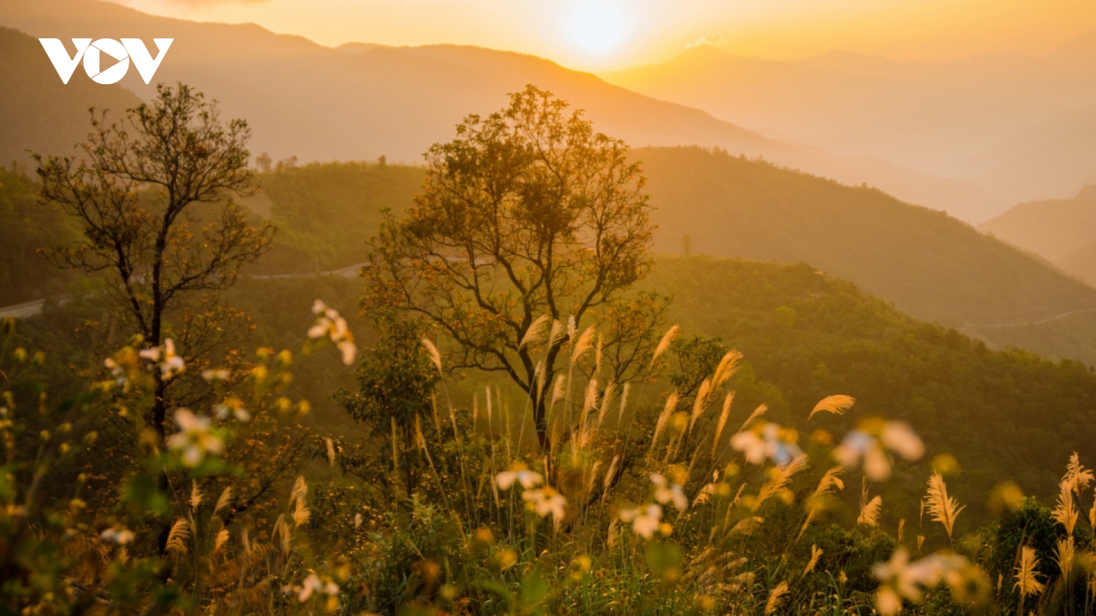 Sunset in northern mountainous areas